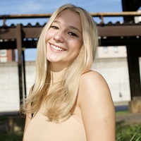 Headshot of Kiari Harris
